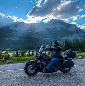 Meet your Posher, Justin